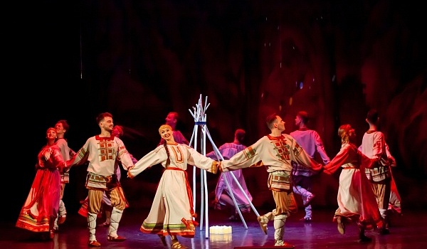 Сказочная «Купальская ночь» ансамбля «Русь» завершила концертный сезон филармонии 2023-2024 Сказочная «Купальская ночь» ансамбля «Русь» завершила концертный сезон филармонии 2023-2024